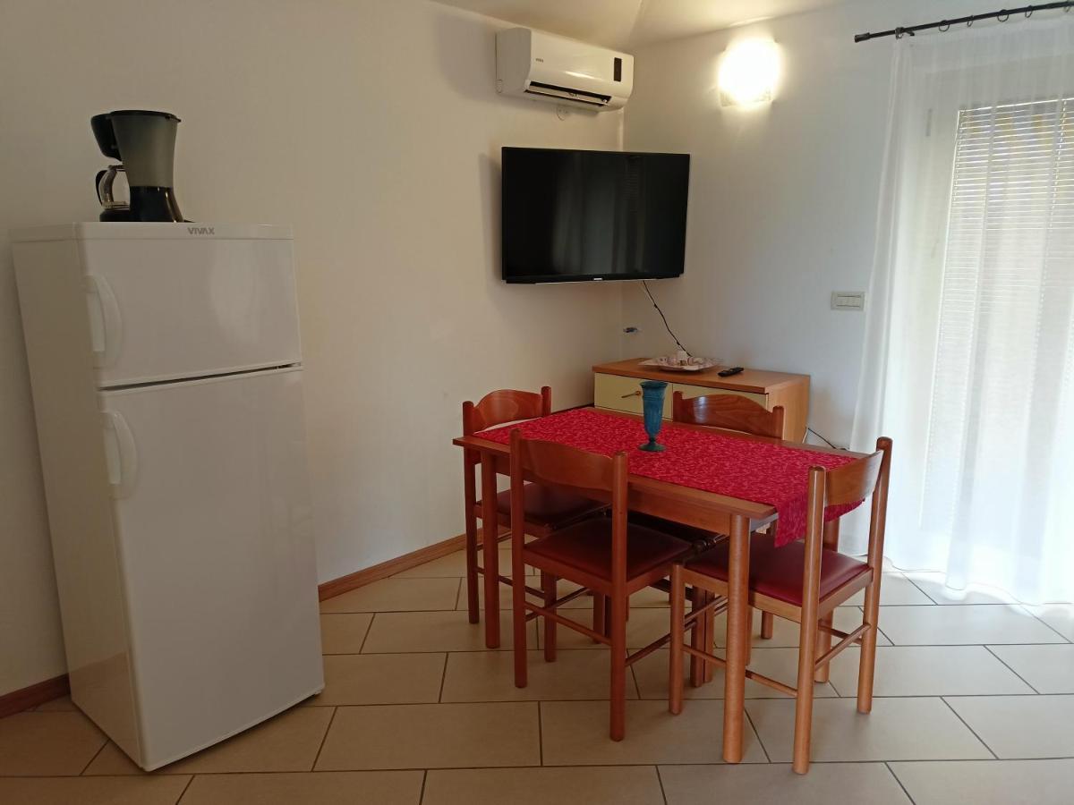 Apartment Studio Ta-Ti Umag Exterior photo