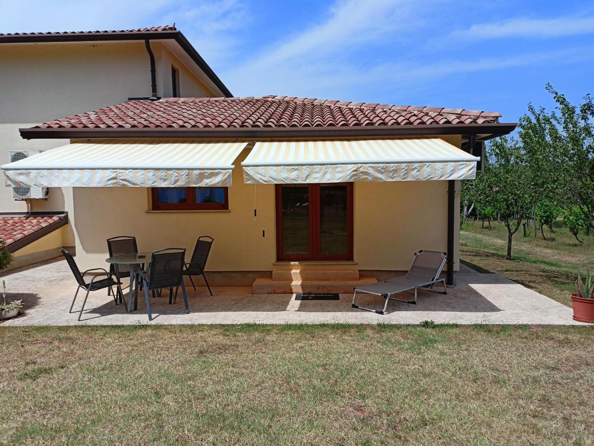 Apartment Studio Ta-Ti Umag Exterior photo